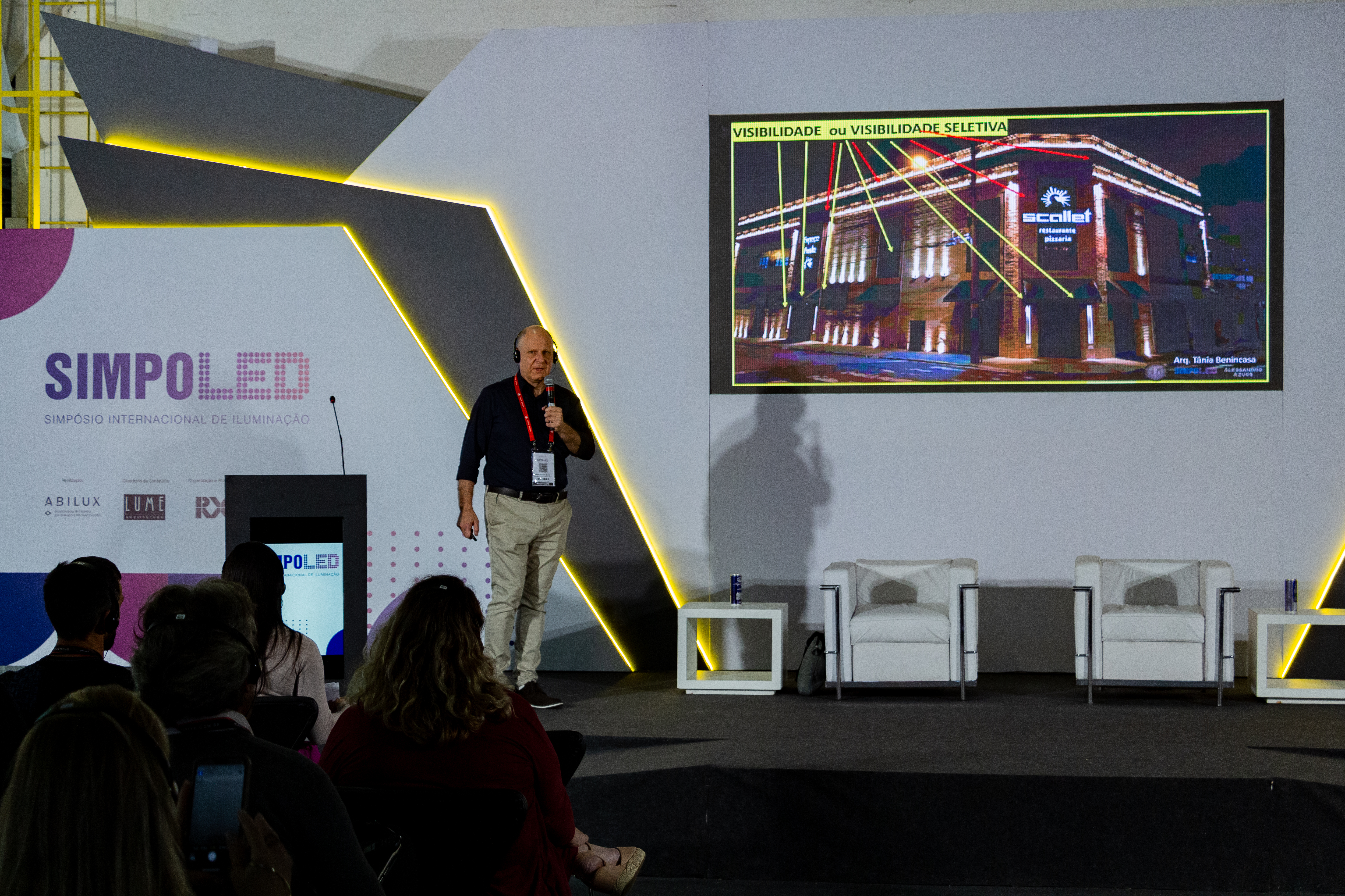 PALESTRA "EMOÇÃO DA ILUMINAÇÃO CÊNICA NA ARQUITETURA" - EXPOLUX 2025