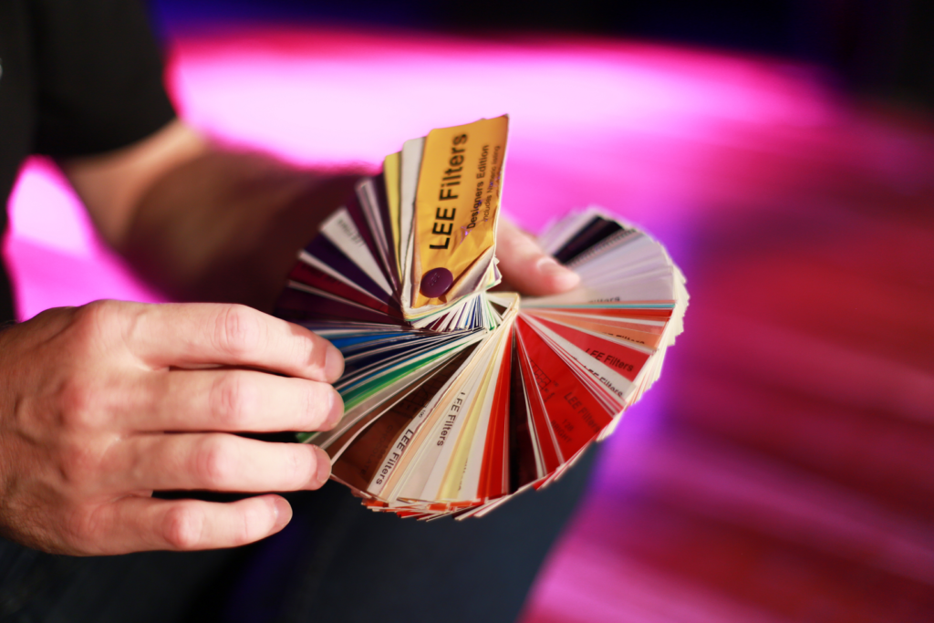 ALESSANDRO AZUOS PALESTRA ILUMINACAO CENICA