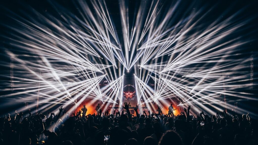 ILUMINAÇÃO CÊNICA ALESSANDRO AZUOS - CURSOS E PALESTRAS DE ILUMINAÇÃO PROFISSIONAL