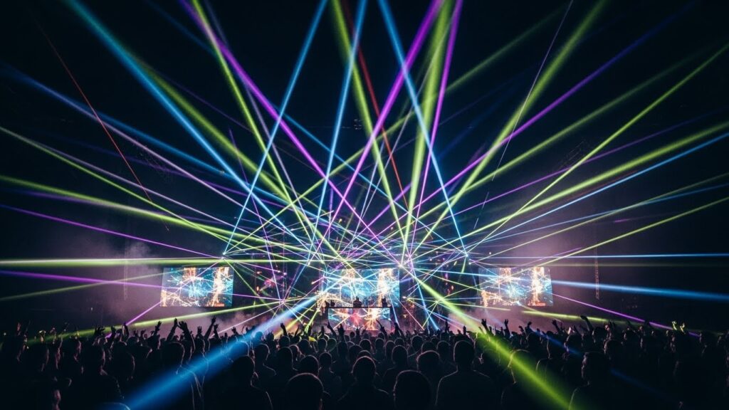 ILUMINAÇÃO CÊNICA ALESSANDRO AZUOS - CURSOS E PALESTRAS DE ILUMINAÇÃO PROFISSIONAL